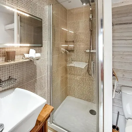 1 Bedroom Gorgeous In * Maclas