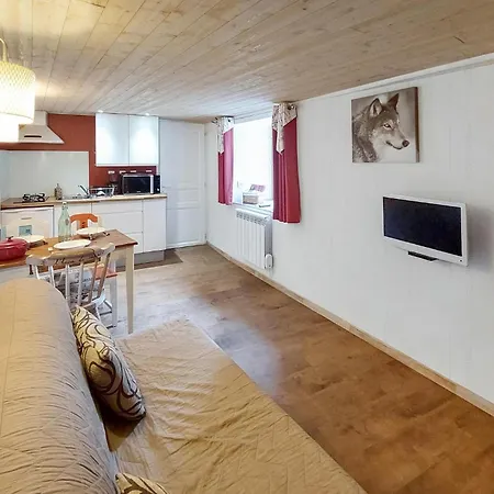 1 Bedroom Gorgeous In Semesterbostad *