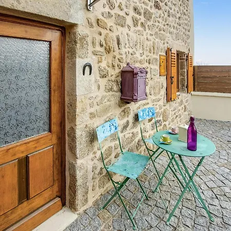 1 Bedroom Gorgeous In *